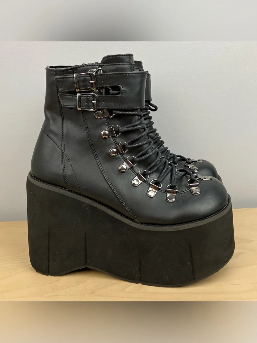 Demonia Women’s Size 7.0? Kera Black Platform Ankle Boots Lace Up Buckle Chunky